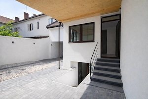 De vânzare casă individuală renovată | Curte proprie | Zona Abator - imagine 2