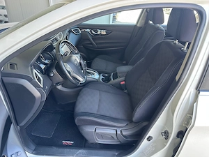 Nissan Qashqai 1.6 Diesel 130 CP An 2016 - imagine 19