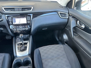 Nissan Qashqai 1.6 Diesel 130 CP An 2016 - imagine 16
