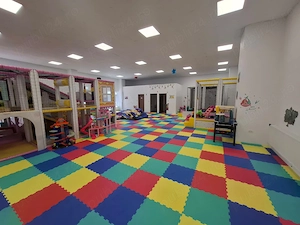 Inchiriez spatiu comercial UTA Poetului ID:RH-44797-property