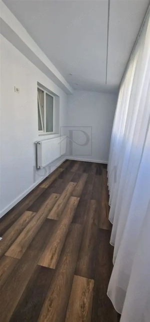 LIPOVEI - BLOC IZOLAT - 3 CAMERE - 1 BALCON - CENTRALA PROPRIE - CLIMA - GARAJ - imagine 4