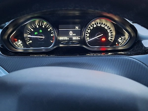 Peugeot 2008, an 2017, automata, benzina, 1.2, Cluj - imagine 6