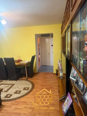 Apartament cu 2 camere transformat in 3 -  spatios - cartier Rovine - imagine 3