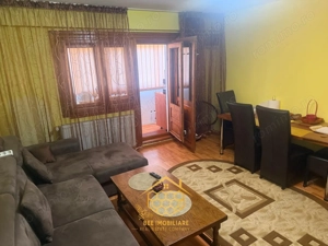 Apartament cu 2 camere transformat in 3 -  spatios - cartier Rovine - imagine 2