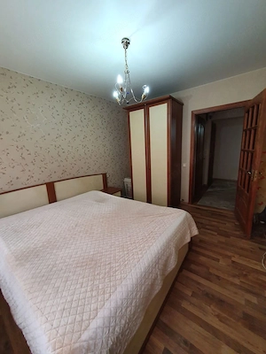 De inchiriat apartament cu o camera in zona Lipovei