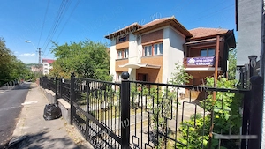 Casă excepțională situată ultracentral, zona piața Obor, Hunedoara