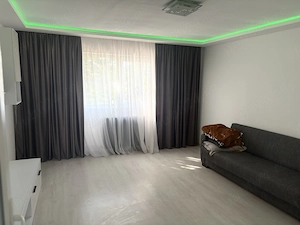 Vând apartament cu 3 camere