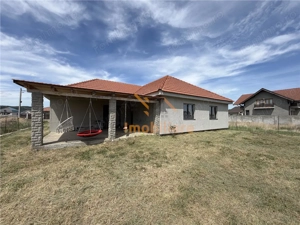 CASA PLAN PARTER | TEREN 800 MP | ACEES AUTO | ZONA OSORHEI | ORADEA - imagine 5
