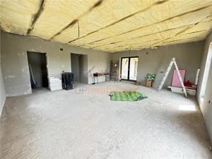 CASA PLAN PARTER | TEREN 800 MP | ACEES AUTO | ZONA OSORHEI | ORADEA - imagine 10