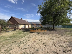 CASA CU TEREN 1230 MP | ACCES AUTO | ZONA SALARD | BIHOR - imagine 2