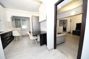 Vanzare apartament 1 camera - Micro 14 - imagine 9