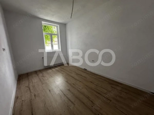 Apartament renovat complet la casa 3 camere 60 mpu Piata Cluj Sibiu - imagine 6