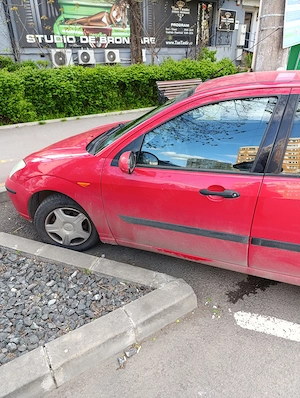 Vând Ford focus 2002 -3200 de lei  - imagine 3