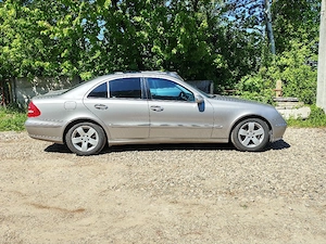 Mercedes E 220 cutie automata 