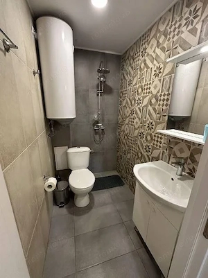 De inchiriat apartament 1 camera in zona Buziasului  - imagine 2