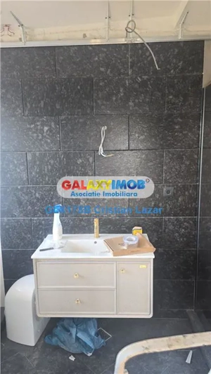 LAC MOGOSOAIA, LANGA PADURE - imagine 14