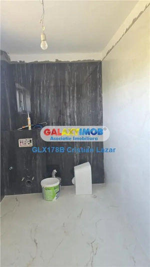 LAC MOGOSOAIA, LANGA PADURE - imagine 16