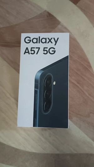 SamsunG a 57 5 G .