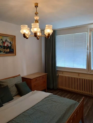 Apartament cu o camera de inchiriat in zona Aradului