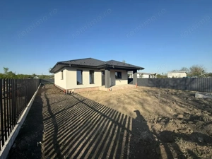 Casa individuala - plan parter, 3 camere, zona Tutora - imagine 2
