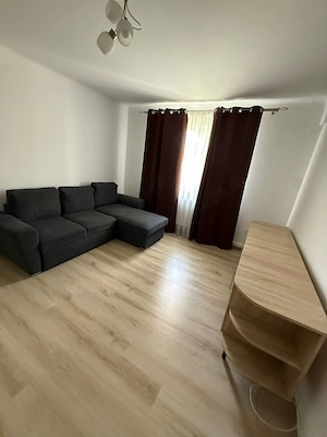 Ap 2 camere decomandat de inchiriat in centru