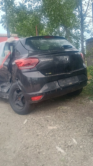 Dacia Sandero 2023 48k km - Impact Lateral Stânga, 2 Airbag-uri  - imagine 5