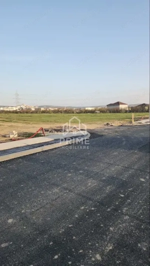 Teren intravilan | 449 MP | AMPOI III | TOATE UTILITĂȚILE |