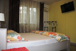 Proprietar , vand apartament 2 camere, strada Amman 4 - imagine 5