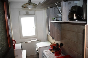 Proprietar , vand apartament 2 camere, strada Amman 4 - imagine 2