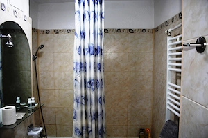 Proprietar , vand apartament 2 camere, strada Amman 4 - imagine 3