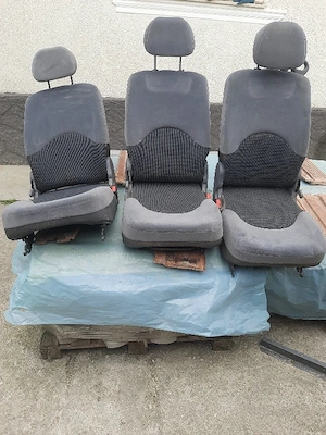 3 scaune spate,citroen,renault,demontabile usor,rabatabile,in stare buna - imagine 2