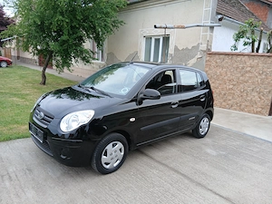 Kia Picanto an 2011 benzina 1.0 motor cu 4 pistoane euro 5 klima  - imagine 2
