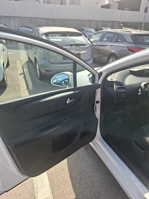 De vânzare Citroen C 4 - imagine 6