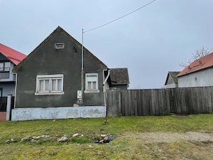 Vând casa în Sat Dud com Târnova jud Arad 