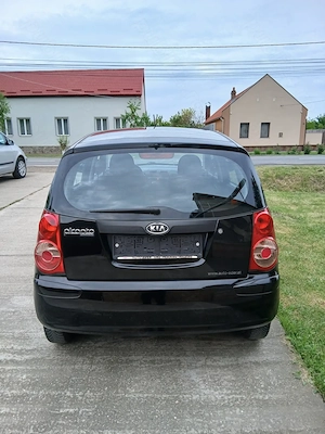 Kia Picanto an 2011 benzina 1.0 motor cu 4 pistoane euro 5 klima  - imagine 5