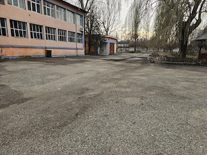 Vânzare construcție si teren - imagine 2