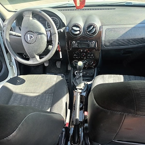 Vand Dacia Duster  - imagine 2