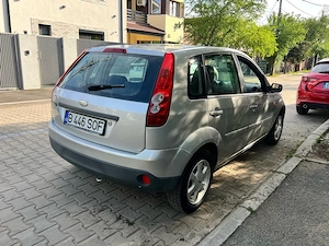 Ford Fiesta  - imagine 3