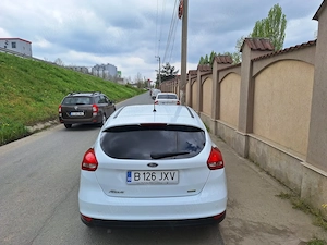 Ford Focus Ecoboost 1.0  - imagine 5