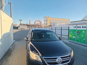 Tiguan 4x4 150 cp 6 trepte 219000 km originali fara ruginastare f.bună și funcționare  - imagine 3
