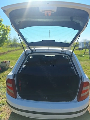 Skoda Fabia 1,2 benzina , an 2007 - imagine 6