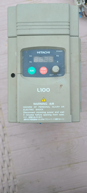 HITACHI L100-022HFE Inverter driver - imagine 1