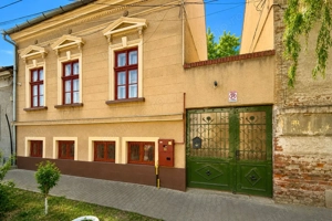 Casă D+P, stil neoclasic, 4 camere, garaj, str. Preparandiei, zona Boul Roșu - imagine 2