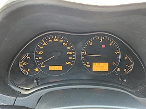 Toyota Avensis - imagine 2