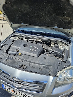 Toyota Avensis - imagine 5