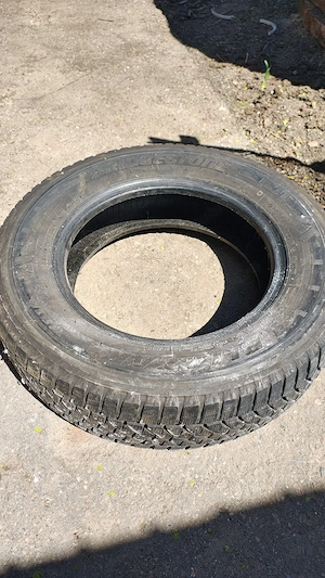 anvelope 195 70 r15c bridgestone - imagine 3
