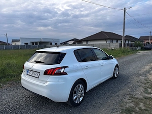 Peugeot 308 - imagine 2