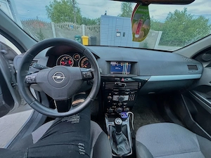 opel Astra 1.7Cdti - imagine 2