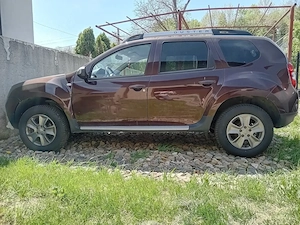 Dacia Duster LAUREATE 1,6 Benzină 114 CP 4X4 E6