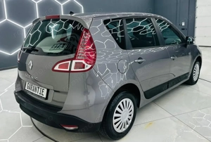 RENAULT SCENIC - imagine 4